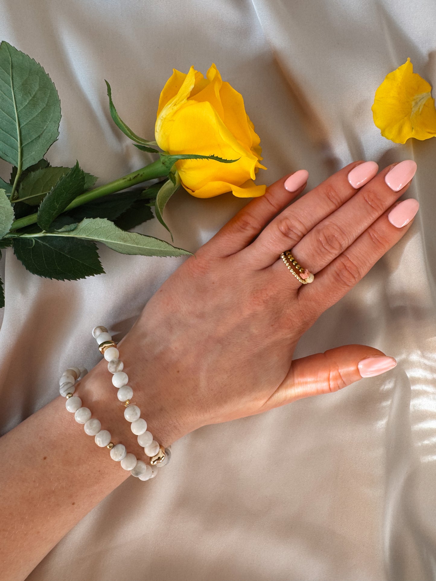 Chunky White Agate Bracelet